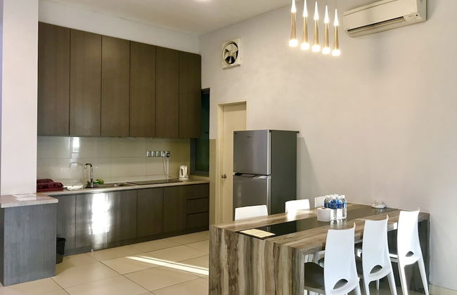 Sunset Seaview Vacation Condos City Centre @ IMAGO Shopping Mall - Foto 79