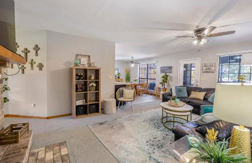 Dock and Private Pool Lake Palo Pinto Retreat! - Foto 9