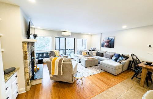 NEWLY REMODELED FOUR BEDROOM All SEASON CONDO W MOUNTAIN VIEWS - Foto 51