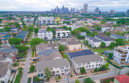 3BR 3Ba Upscale Luxury Home in The Heights - Foto 31