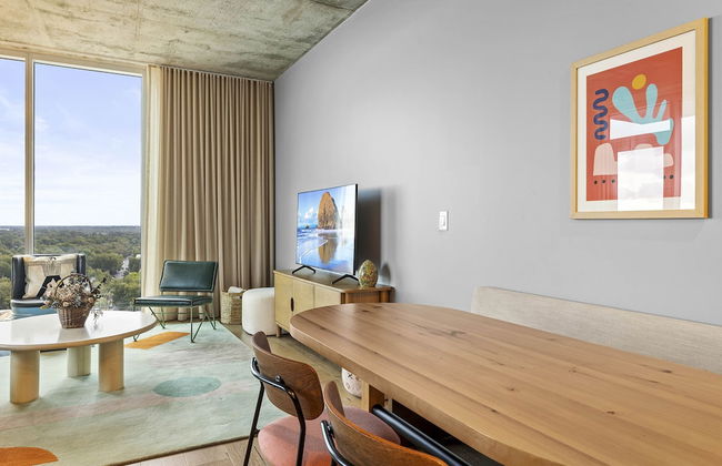 Luxury Downtown High Rise - Foto 11