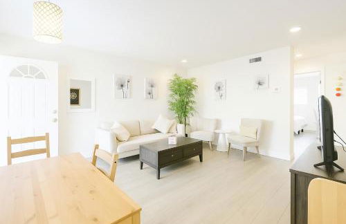 2BR APT with Brand new super quite AC, Washer, Dryer, Free EV Station, Free Parking in Cupertino - Foto 2