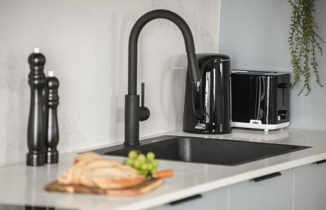 Relax in a Rural Retreat 2BR Apt wGarden - Foto 15