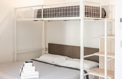 Smart House - Free WiFi & Air Conditioning - Photo 4