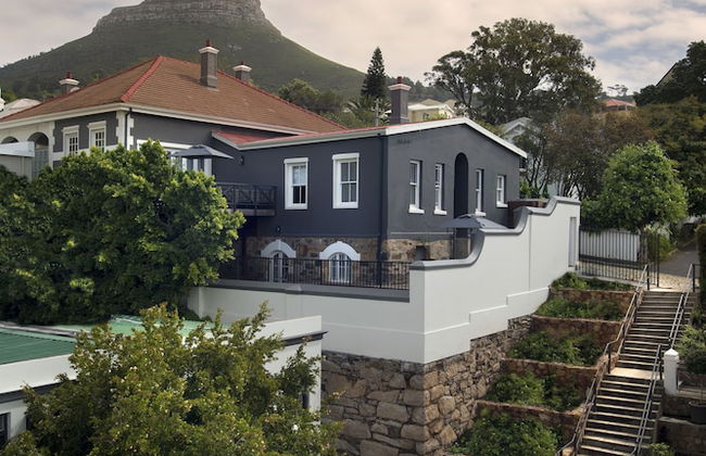 More Quarters Hotel - Photo 53