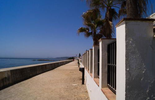 Beach-Front Bahia Dorada - Photo 70