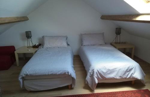 10km to Disneyland - Terrace Parking & Sleeps 4 - Foto 7