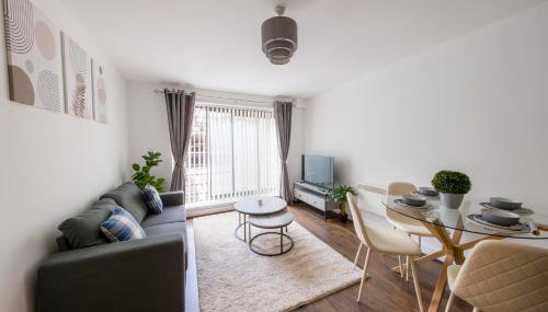 Modern City Apartment for 5 - Near Train Station - Foto 1