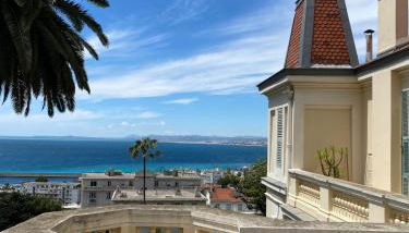 PALMERAIE - Magnifique appartement d'époque avec Vue Mer 4 personnes avec terrasse Le Port Nice - Foto 3