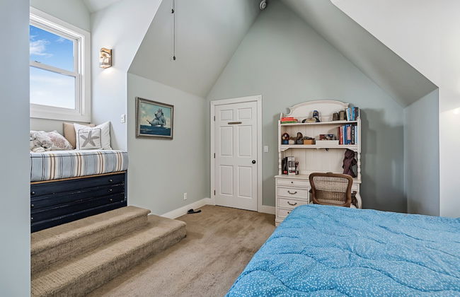 Marina Beach Lodge - Lakefront Home on Beach! by Yosemite Region Resorts - Foto 7