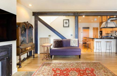 Two Bedroom, Two Newly Renovated Bathrooms, Deck - Foto 10