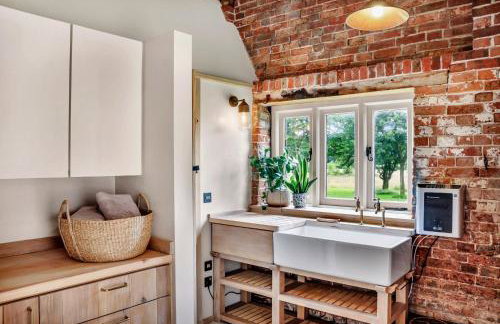 Gorgeous English Farmhouse Holiday Cottage for 9 and a half - Foto 26