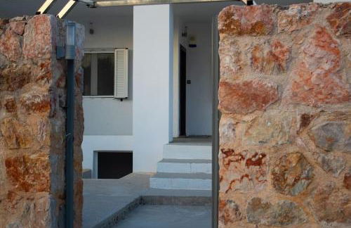 Ariadnis Spacious 3Bd home, 10 mins to Airport, Port, Beach - Foto 1