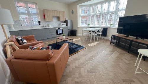 4 The Royal Serviced Apartments, Harwich - Garden- Parking-Fast WiFi - Foto 3