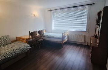 Andover Bungalow - Photo 29