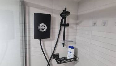 Converted garage ensuite - Foto 5