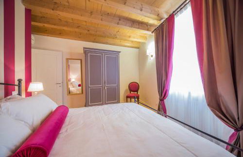 Lady Capulet Apartments - Photo 82