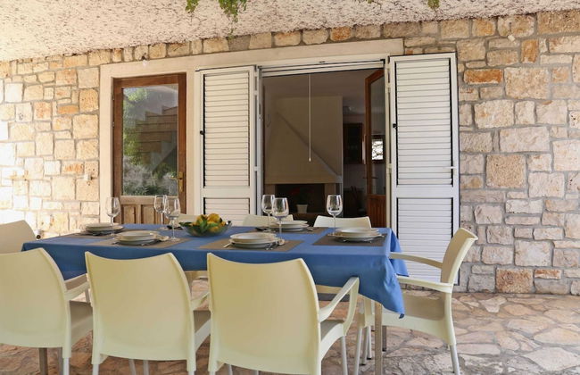 Adorable Stone House With Terrace Near the Beach - Foto 13