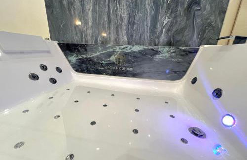 Column Luxury Suite with jacuzzi - Foto 15