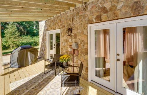 Cozy, Pet-Friendly Retreat in Hickory with Fire Pit! - Foto 13