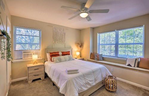 Hot Tub, Fire Pit and Lake Access Poconos Escape! - Foto 31