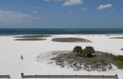 Surf Beach Treasure Island Resort - Photo 36