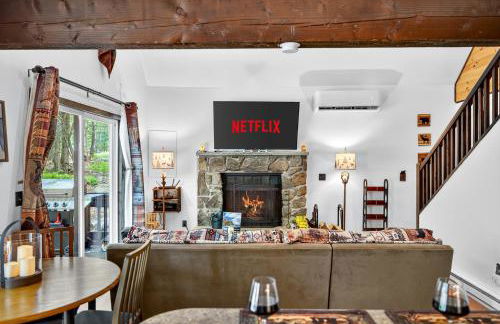 Hideout Pocono Chalet - Foto 57