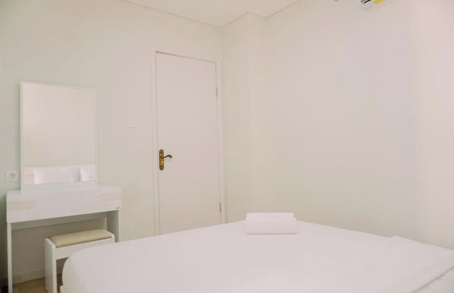 Comfort 1Br With Working Room At Daan Mogot City Apartment - Foto 1