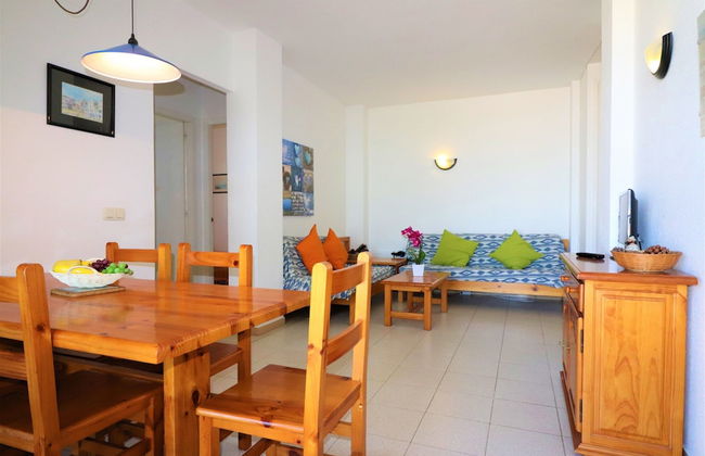 Apartment in Roses Near Sandy Beach - Photo 13