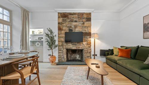 Burnets Close 2 Bedroom Apartment - Edinburgh - Photo 5