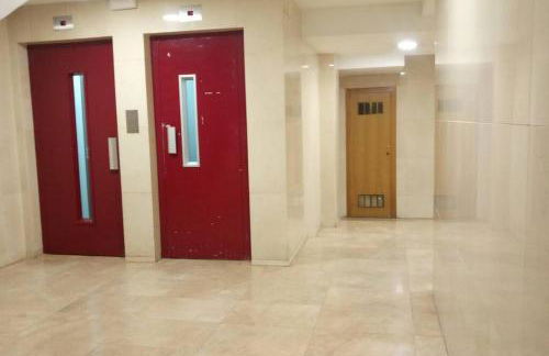 Glorias:Sagrada Familia 15 minutos - Playa 20 minutos - Foto 17