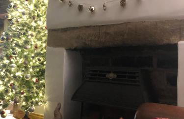 Hedgehog Cottage with garden in Bronte village! - Foto 20