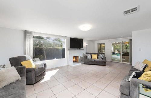 3BR 2BA Home in Palm Springs with Private Pool - Foto 8