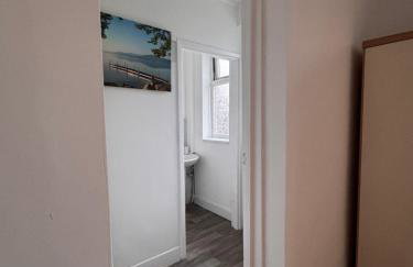 NextDoor Morden - Photo 19