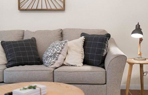 Charming & Bright W Lounging Pool and Hot Tub - Photo 54