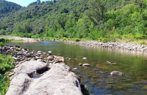 Maison proche rivière - 6 à 8 personnes - Foto 5