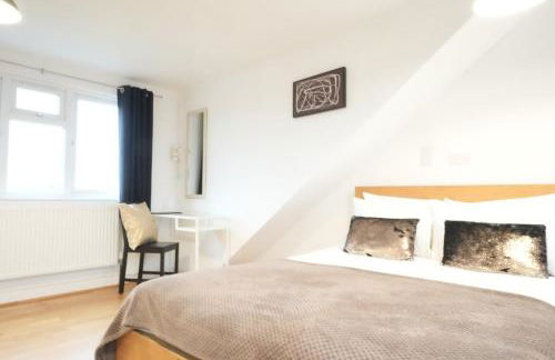 Private Rooms-Private Bathrooms-Near Airport- CABIN CREW paradise - Foto 48