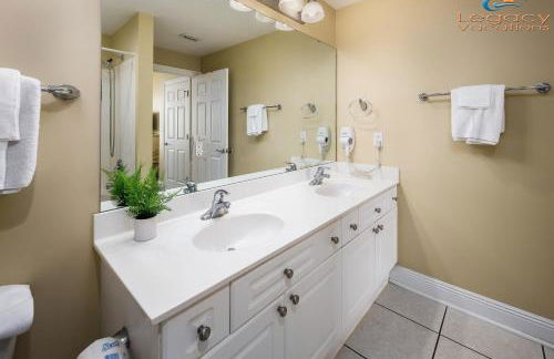 SMP 208 - Stunning 3 Bedroom Beachfront Condo! - Foto 19