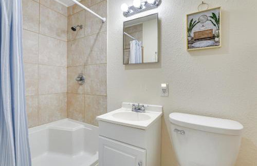 Venice Home with Fenced Yard 4 Mi to Beach! - Foto 17