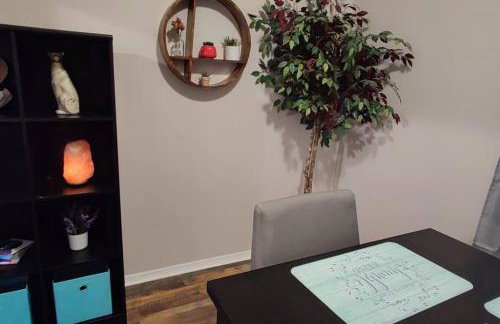 Downtown Charm Two Bedroom Home - Foto 4