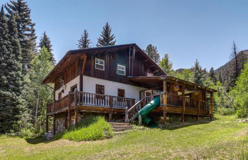 Mountain Chalet Getaway: Steps to Crystal River! - Foto 1