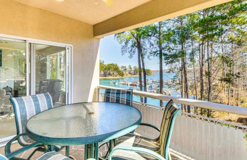 Boat, Golf and Swim Keowee Key Condo with Lake Views - Foto 1