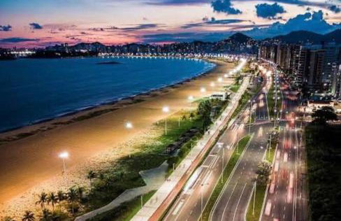 Espaçoso Ap Ar-condicionado - Foto 12