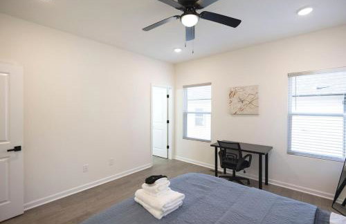 5 Min to Elon - 7 Min to Downtown - Washer and Dryer - Foto 3