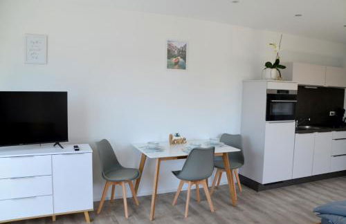 Apartment mit Küche, 2 Einzelbetten, Dusche, Parkplatz, schnellem Internet, ADA3 - Foto 13