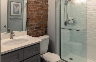 BUBBLES FANTASY SUITE Explore OTR and Rhinegeist - Foto 38