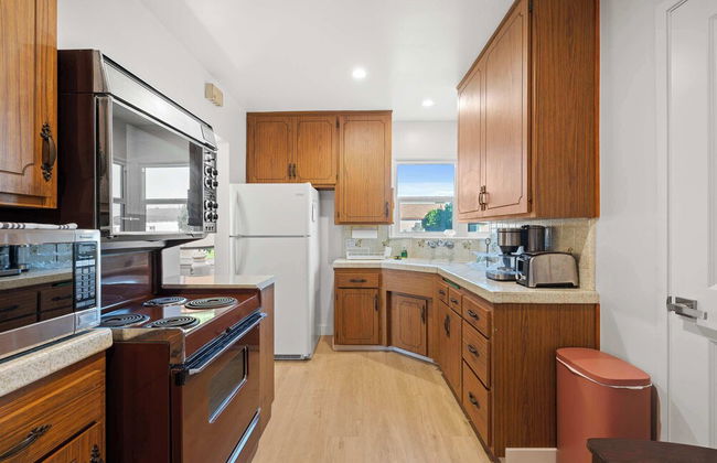 Cozy & Stylish Home Spacious, Fully Equipped Stay - Foto 16