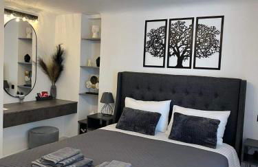 Riviera-MelRod-Athens - Foto 1