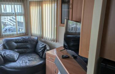 L28 Millfield 4 Berth 3 Bedrooms DG & GCH Familys Only And Lead Person Must Be Over 30 - Foto 3