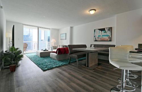 Upscale Apartment in the Heart of Brickell - Foto 38